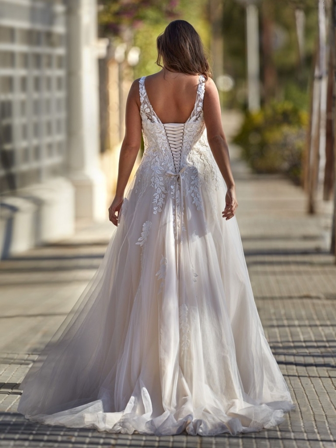 Amelie 35020U back.jpg